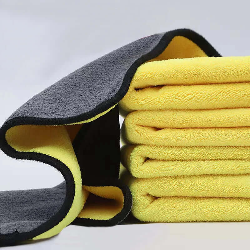 Microfiber Cleaning Towels for Car Detailing