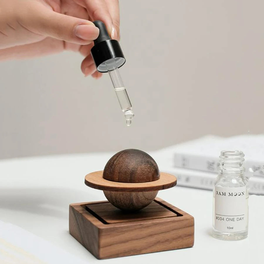 Wooden Jupiter-Shape Diffuser